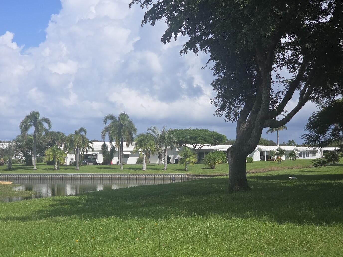 Property Photo:  2041 W Woolbright Road H101  FL 33426 