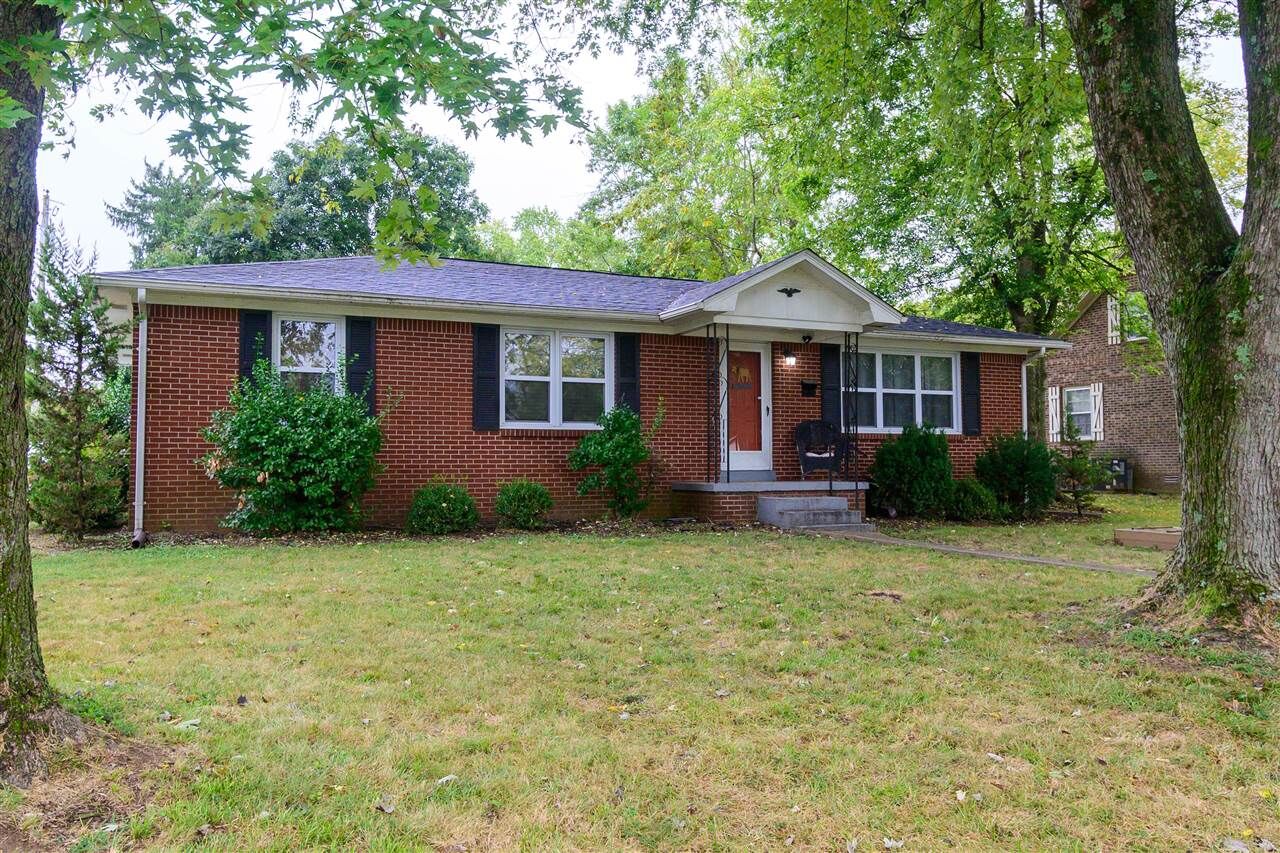 Property Photo: 618 Bonnie Drive KY 42276
