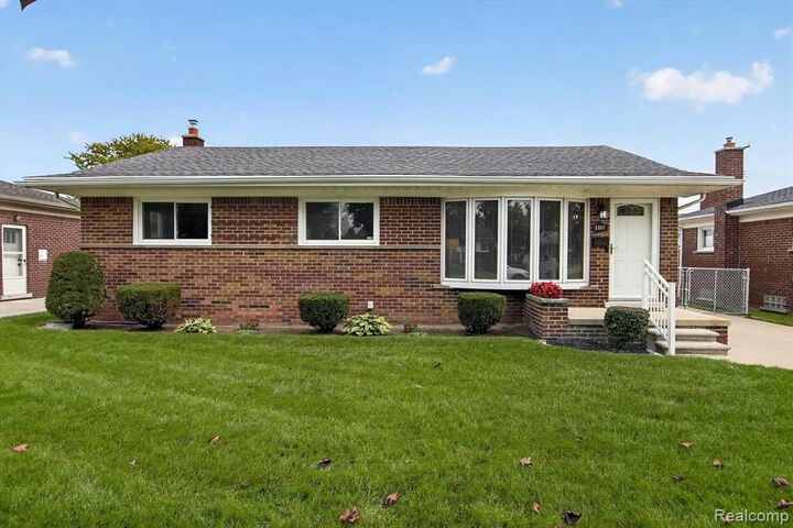 Property Photo:  3387 Norwood Drive  MI 48183 