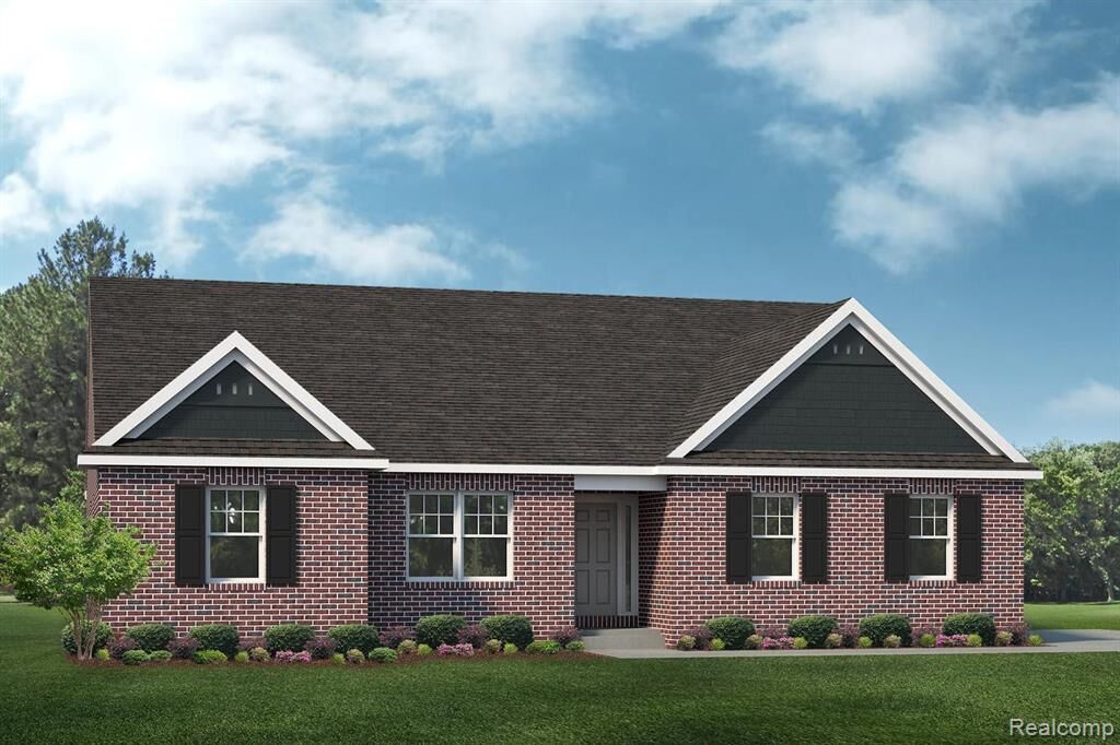 Property Photo:  5620 Fir Court  MI 48003 