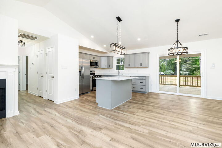 Property Photo: 49 Oakwood Ct. VA 23919