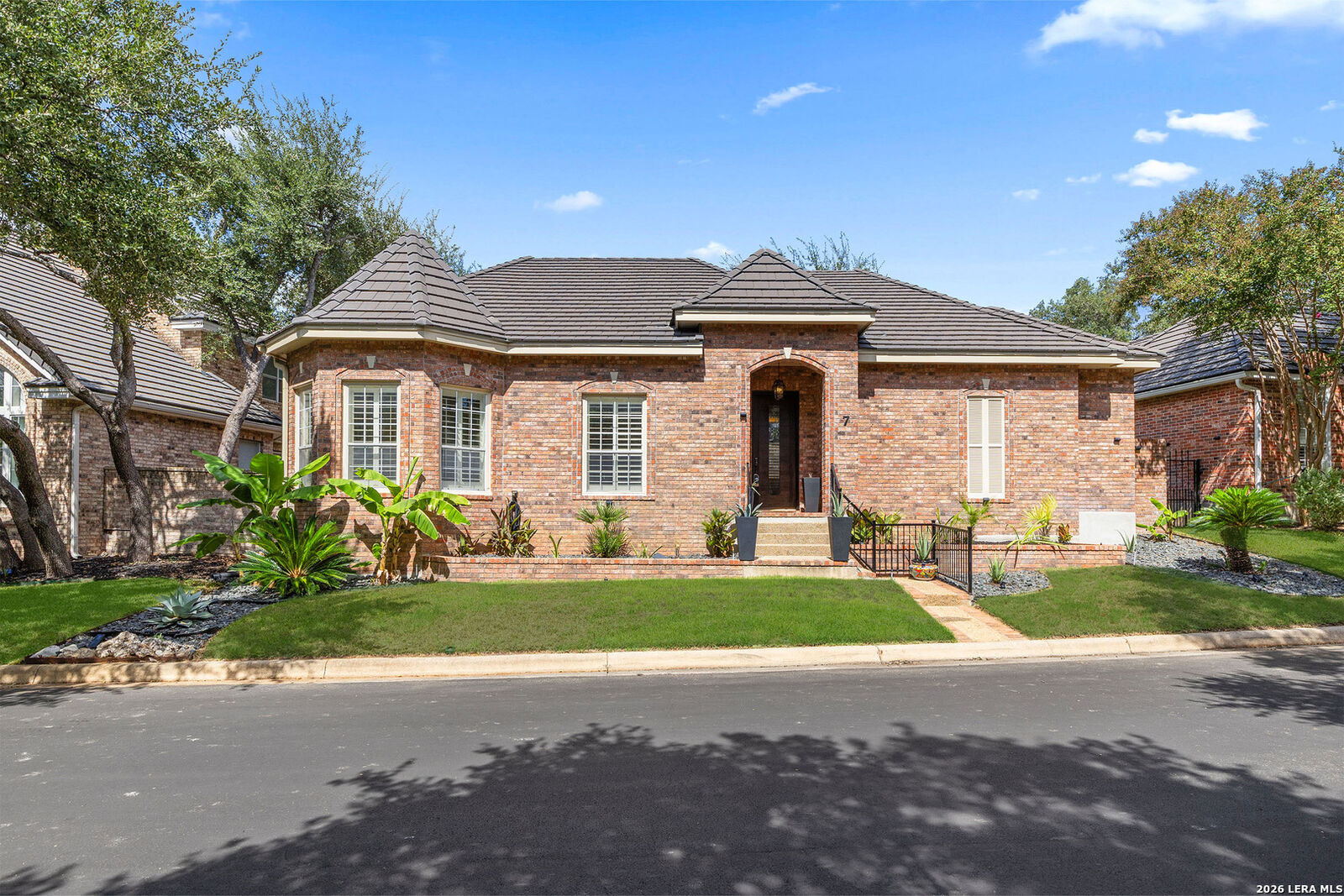 Property Photo:  7 Westcourt Lane  TX 78257 