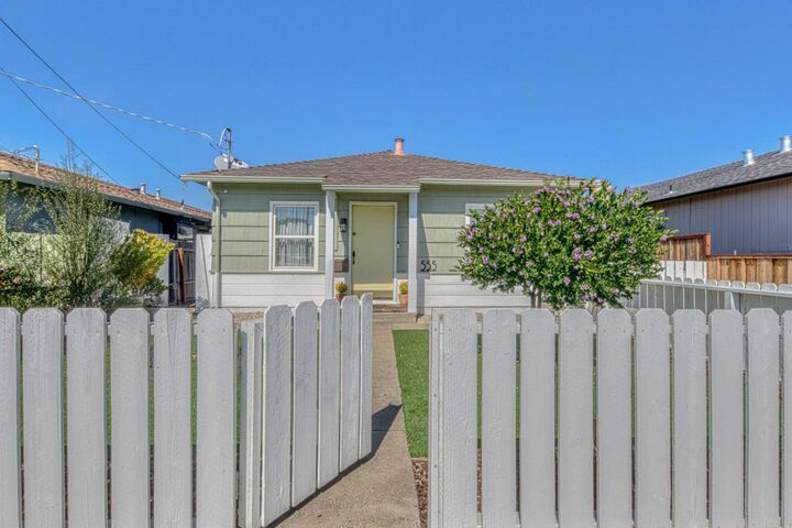 Property Photo:  555 Elm Avenue  CA 93955 