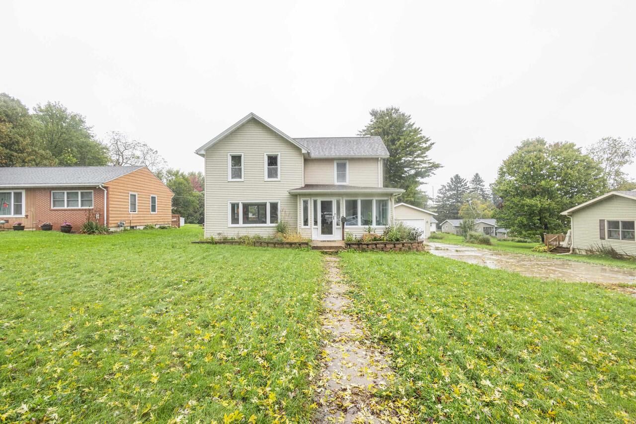 Property Photo:  126 E North Street  WI 53533 