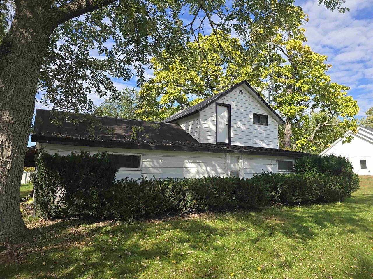 Property Photo: 147 Douglas Avenue WI 53949