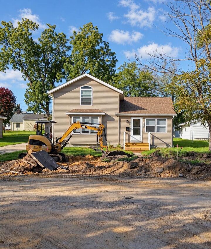 Property Photo:  326 Seward Street  WI 54971 
