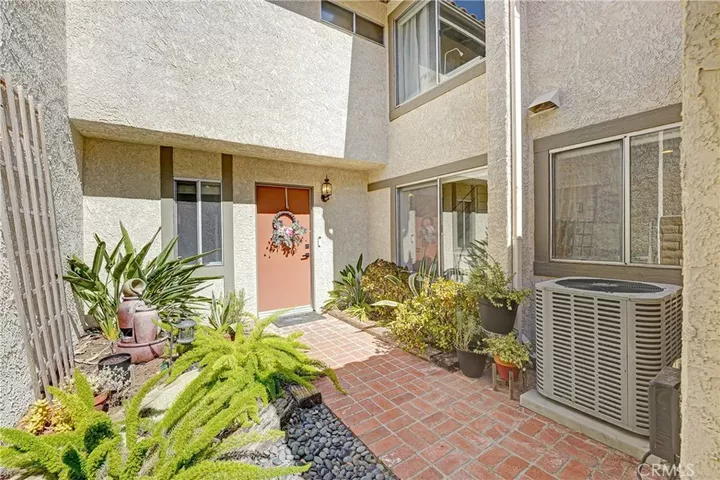 Property Photo: 11621 Tampa Avenue 194 CA 91326