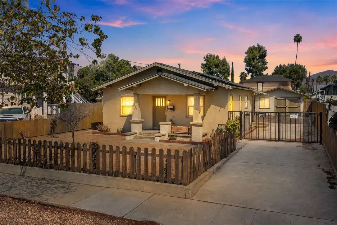Property Photo:  3328 Comer  CA 92507 