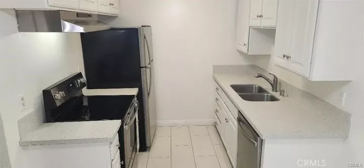 Property Photo:  1010 W Macarthur Boulevard 93  CA 92707 