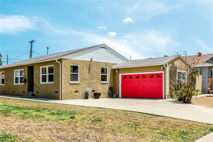 Property Photo: 20828 Brighton CA 90501
