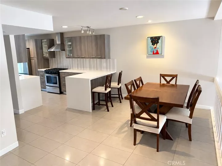 Property Photo:  6201 Randi 1/2  CA 91367 