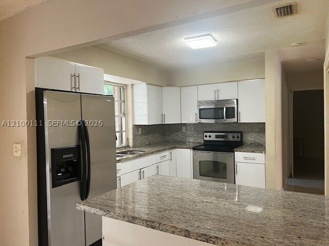 Property Photo: 2011 Utopia Dr 0 FL 33023