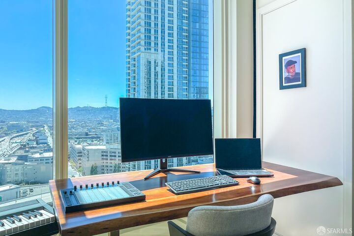 Property Photo:  401 Harrison Street 23A  CA 94105 