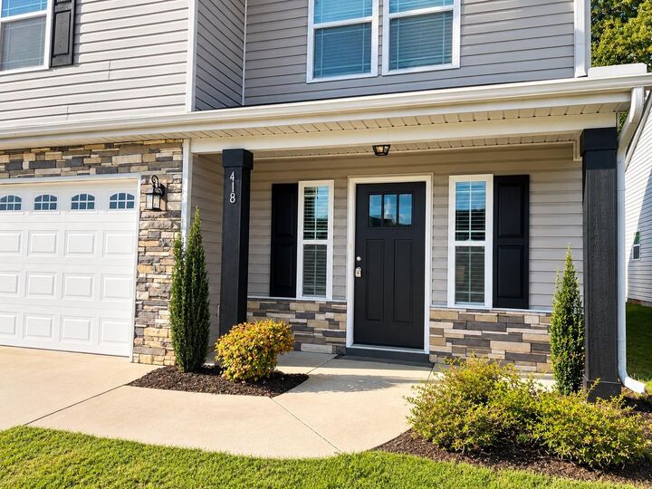 Property Photo:  418 Bud Farmer Place  SC 29349 