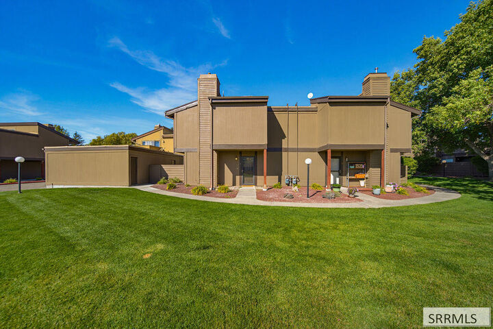 Property Photo:  1405 Presto Street 6  ID 83402 