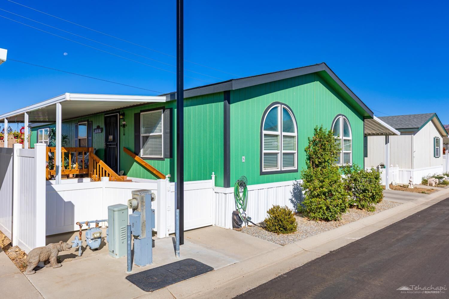 Property Photo:  600 Dennison #8 Road 8  CA 93561 