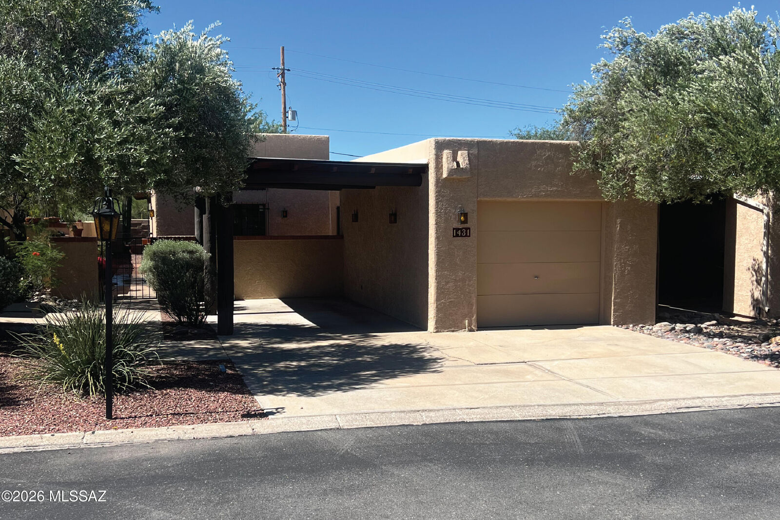 Property Photo: 1431 N Camino Emiliano AZ 85745