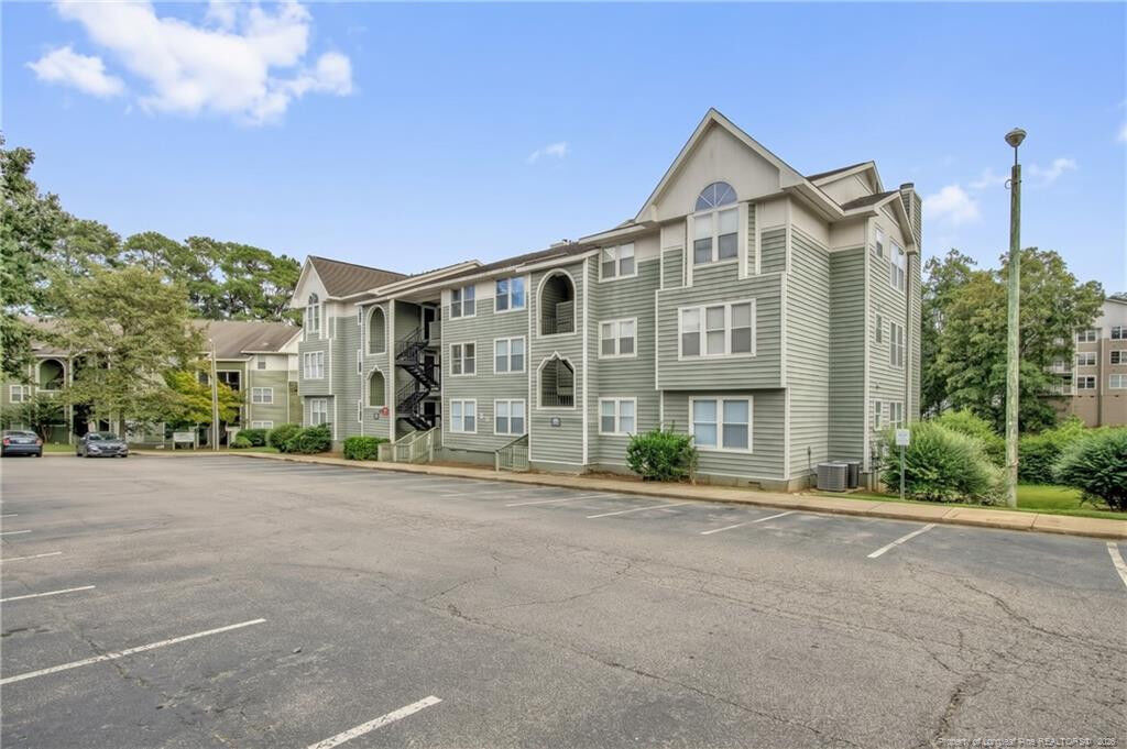 Property Photo:  946 Stewarts Creek Drive 8  NC 28314 