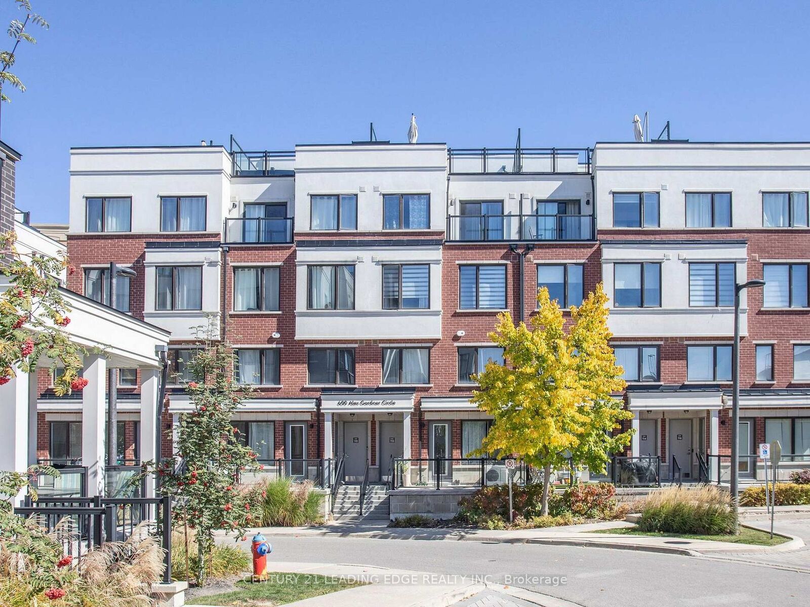 Photo de la propriété:  600 Alex Gardner Circle 119  ON L4G 3G5 