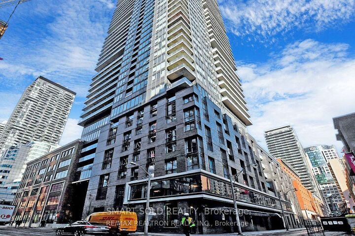 Property Photo:  115 Blue Jays Way 601  ON M5V 3T3 