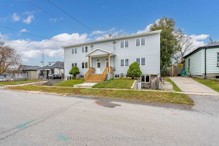 Property Photo:  170 Bruton Street  ON L1A 1V7 