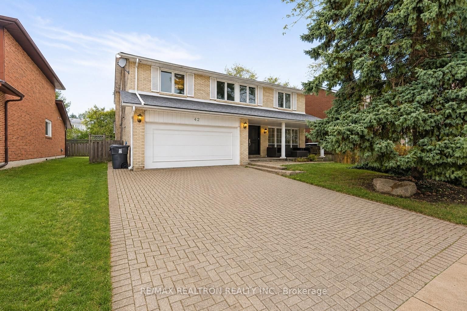 Property Photo:  42 Apollo Drive  ON M3B 2G8 