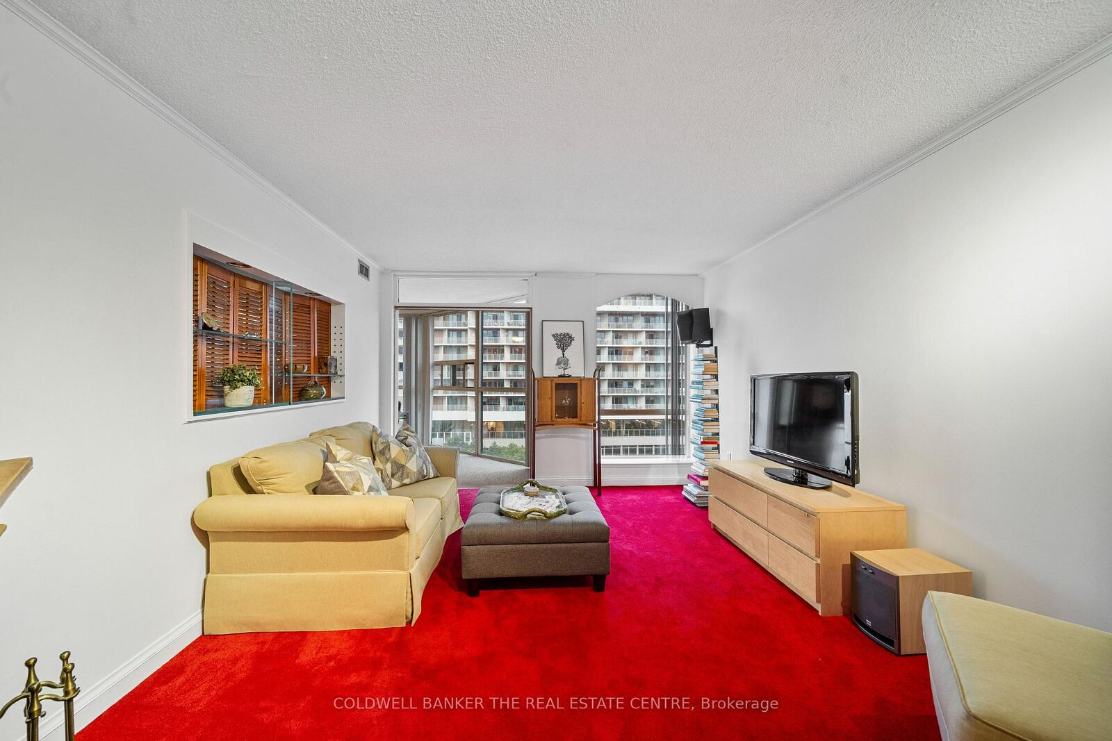 Property Photo: 701 King Street W 1007 ON M5V 2W7