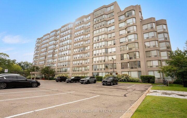 Property Photo:  175 Cedar Avenue 202  ON L4C 9V3 
