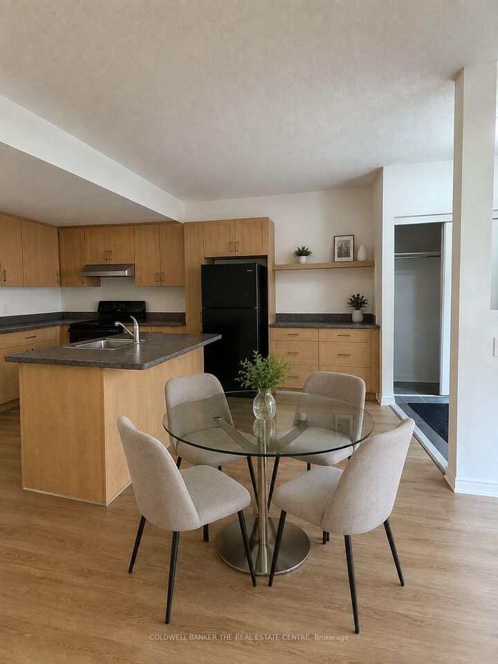 Property Photo:  760 Lawrence Avenue W 137  ON M6A 3E7 