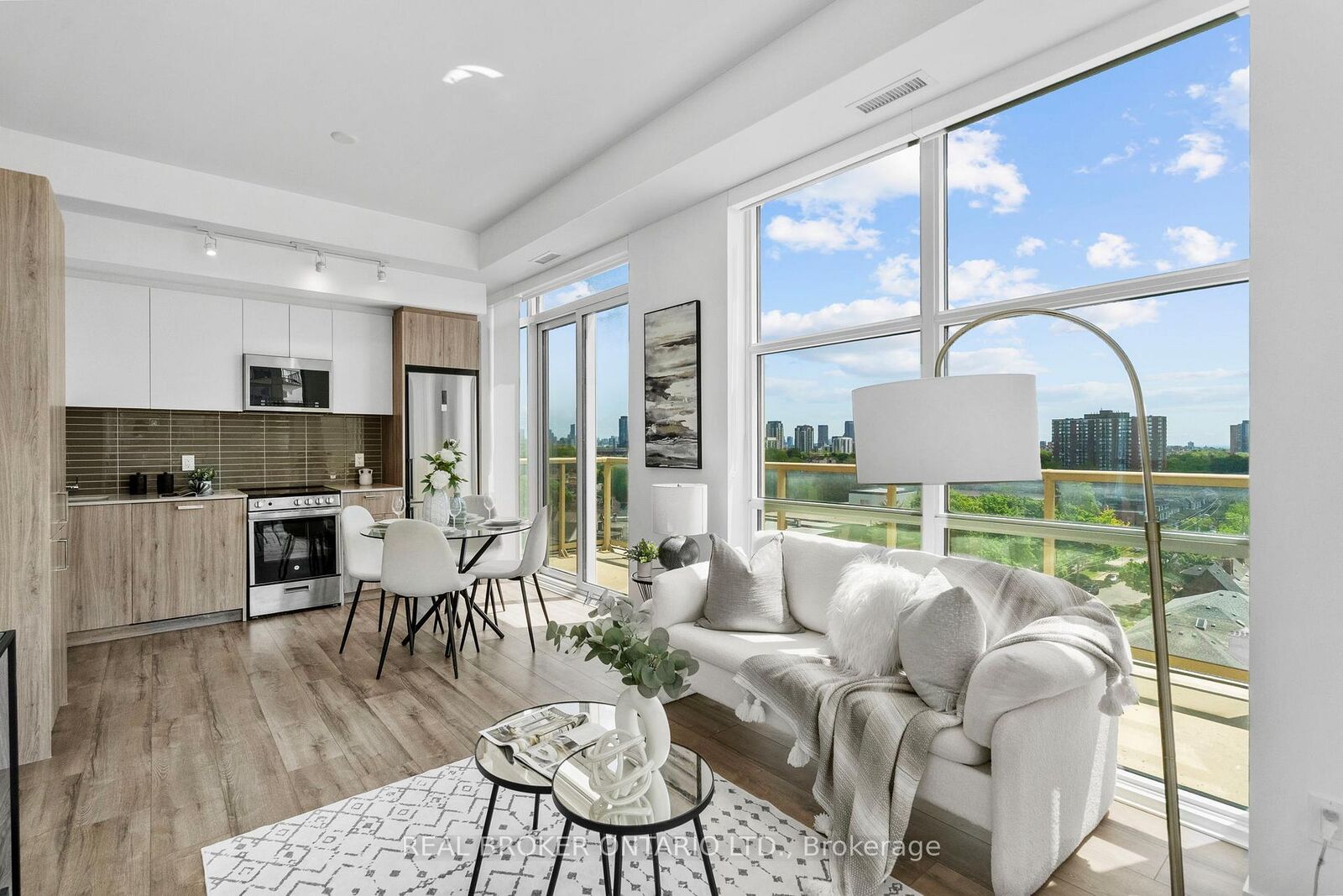 Property Photo:  1787 St Clair Avenue W 920  ON M6N 0B7 