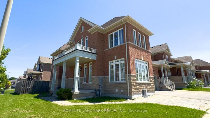Property Photo:  39 Pavlova Crescent  ON L4E 0V8 