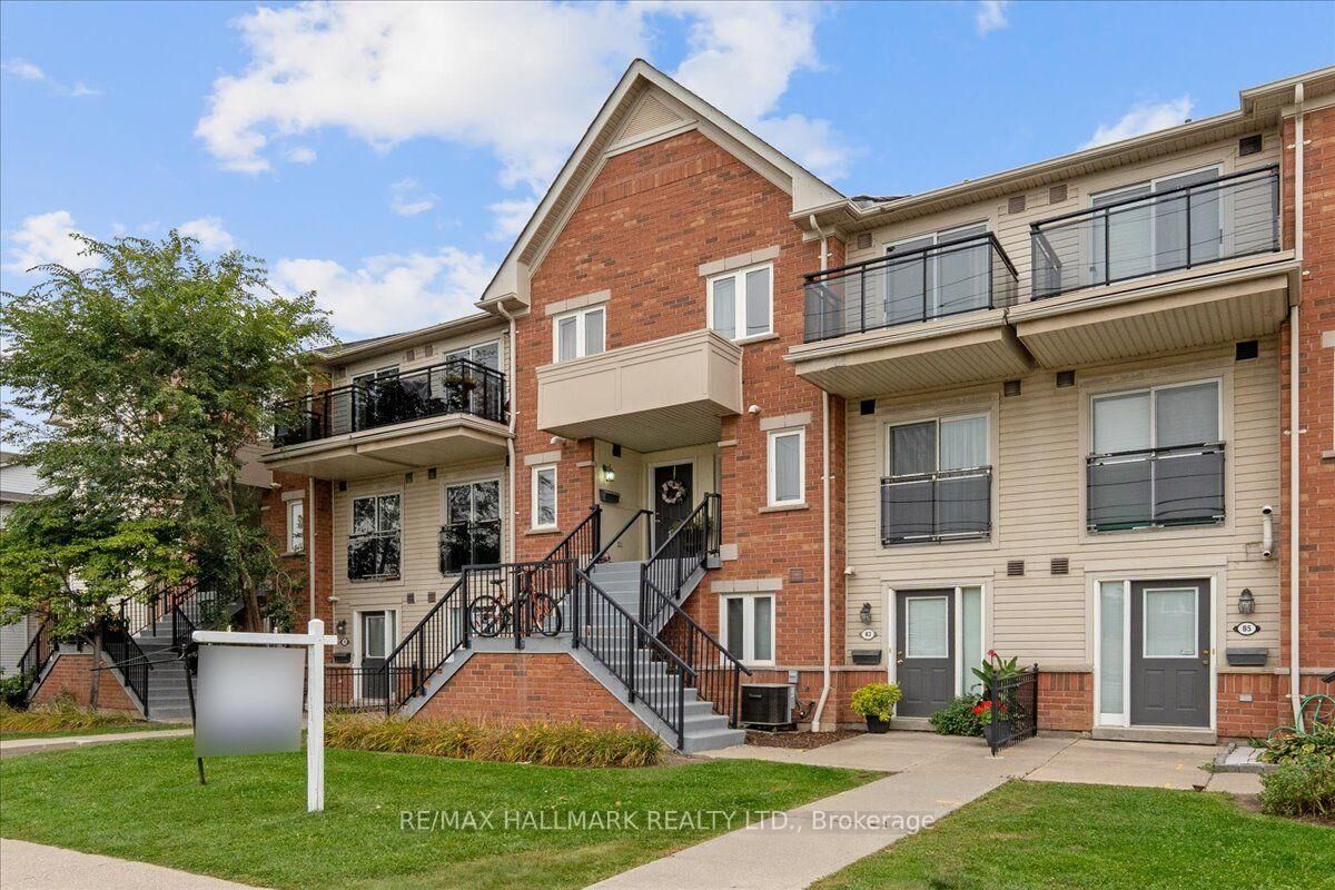 Property Photo:  4620 Guildwood Way 81  ON L5R 4H6 