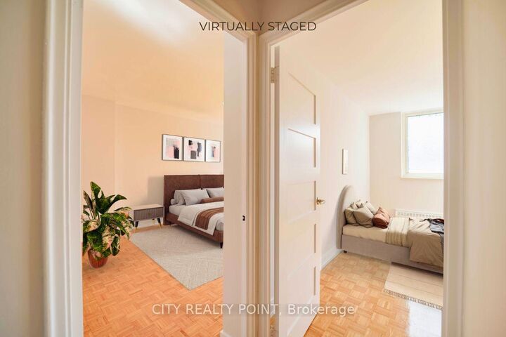 Property Photo:  10 Shallmar Boulevard 907  ON M5N 1J4 