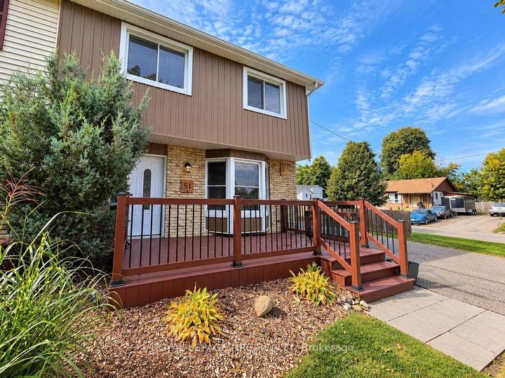 Property Photo:  51 Stanmary Drive  ON L2N 5T6 