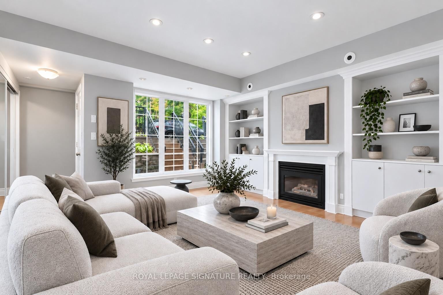 Property Photo:  5 Everson Drive W 1119  ON M2N 7C3 