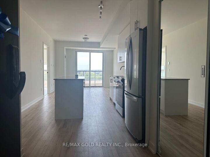 Property Photo:  335 Wheat Boom Drive 512  ON L6H 7C2 