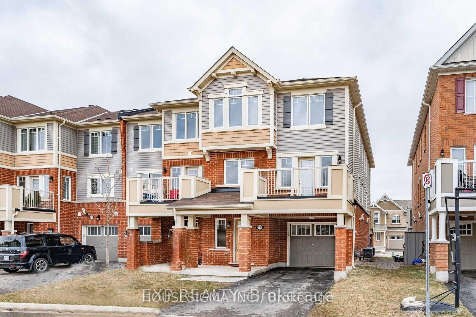 Property Photo:  1761 Copeland Circle  ON L9T 8X8 