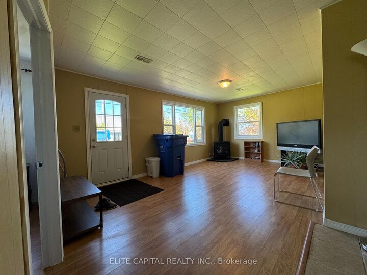 Property Photo:  9 Lambrook Drive  ON L0E 1N0 