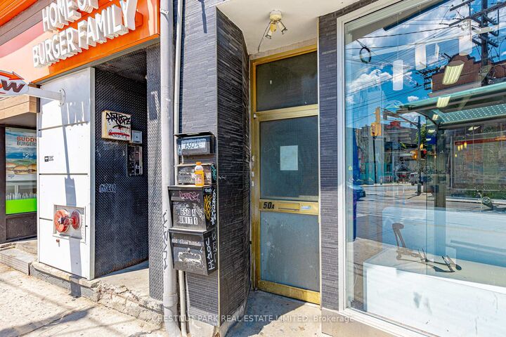 Property Photo:  650A Queen Street W #1  ON M6J 1E4 