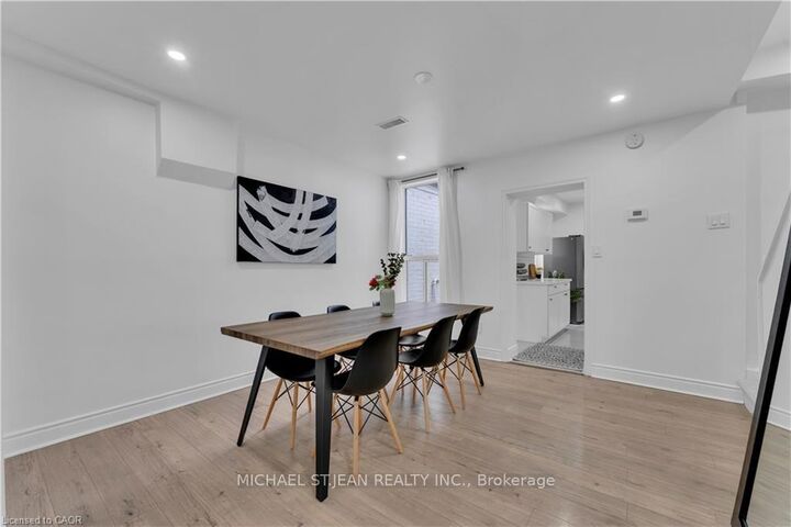 Property Photo:  237 West Avenue  ON L8L 5C8 