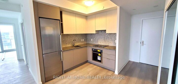 Property Photo:  120 Parliament Street 8  ON M5A 0N6 