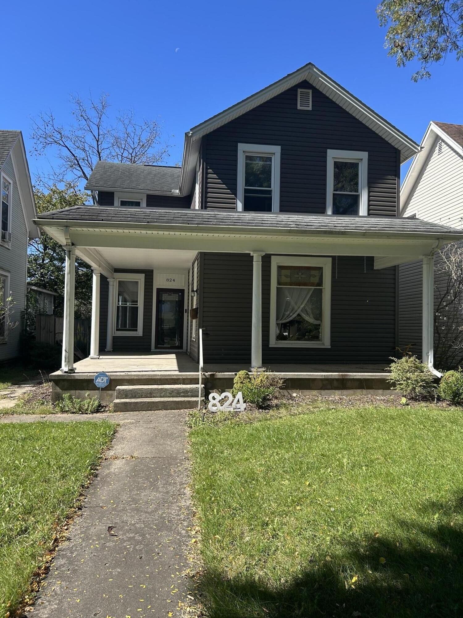 Property Photo:  824 N Main Street  OH 43078 