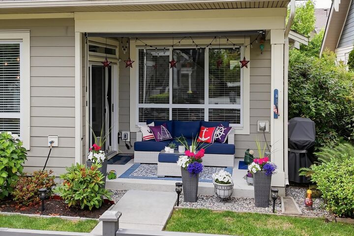 Property Photo:  1816 Osprey Drive 204  BC V4M 0B8 