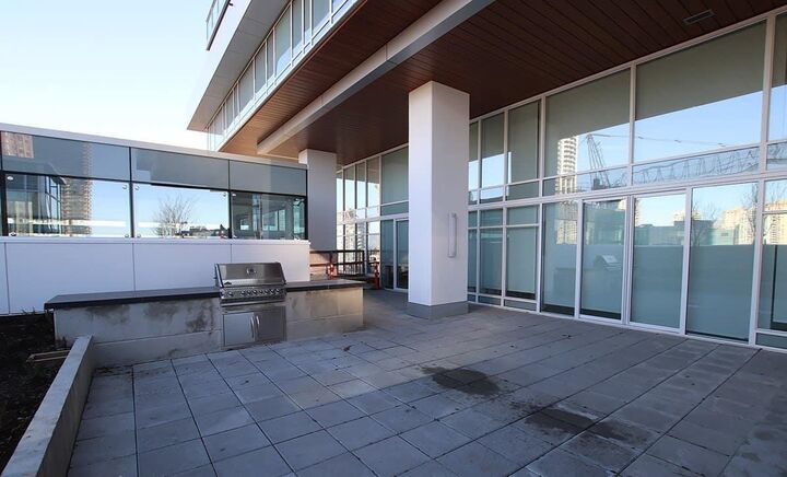 Property Photo:  4670 Assembly Way 2708  BC V5H 0H3 