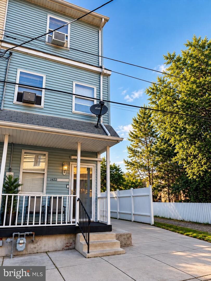 Property Photo: 1422 Zarker Street PA 17104