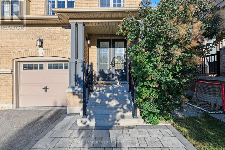 Property Photo: 705 Yarfield Crescent ON L3X 0H4