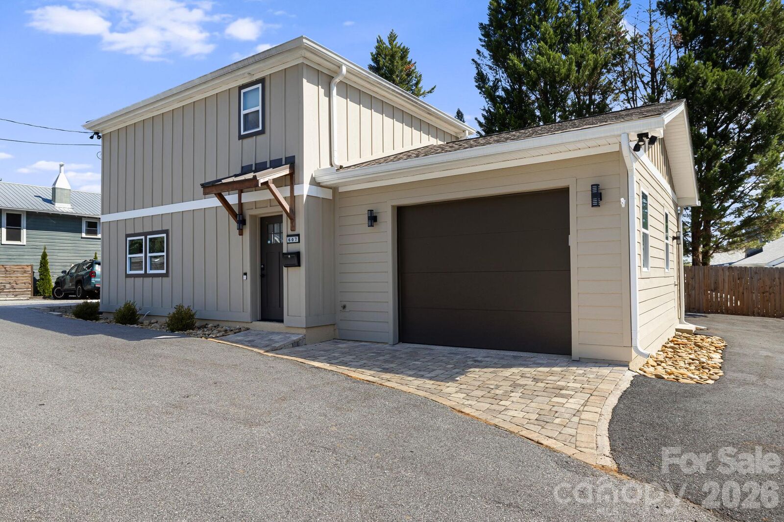 Property Photo: 607 Kanuga Road NC 28739