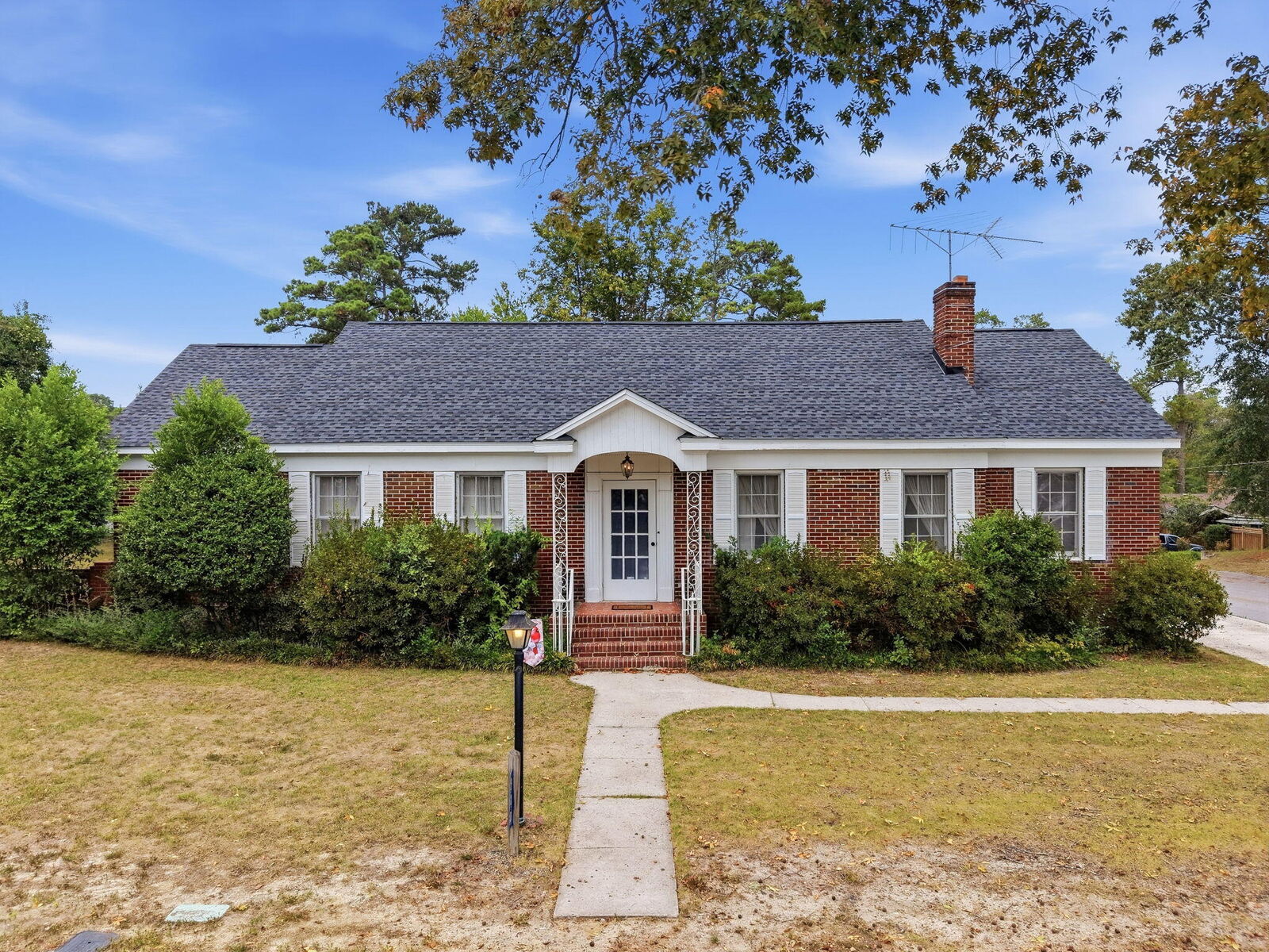 Property Photo:  900 Naples Avenue  SC 29033 