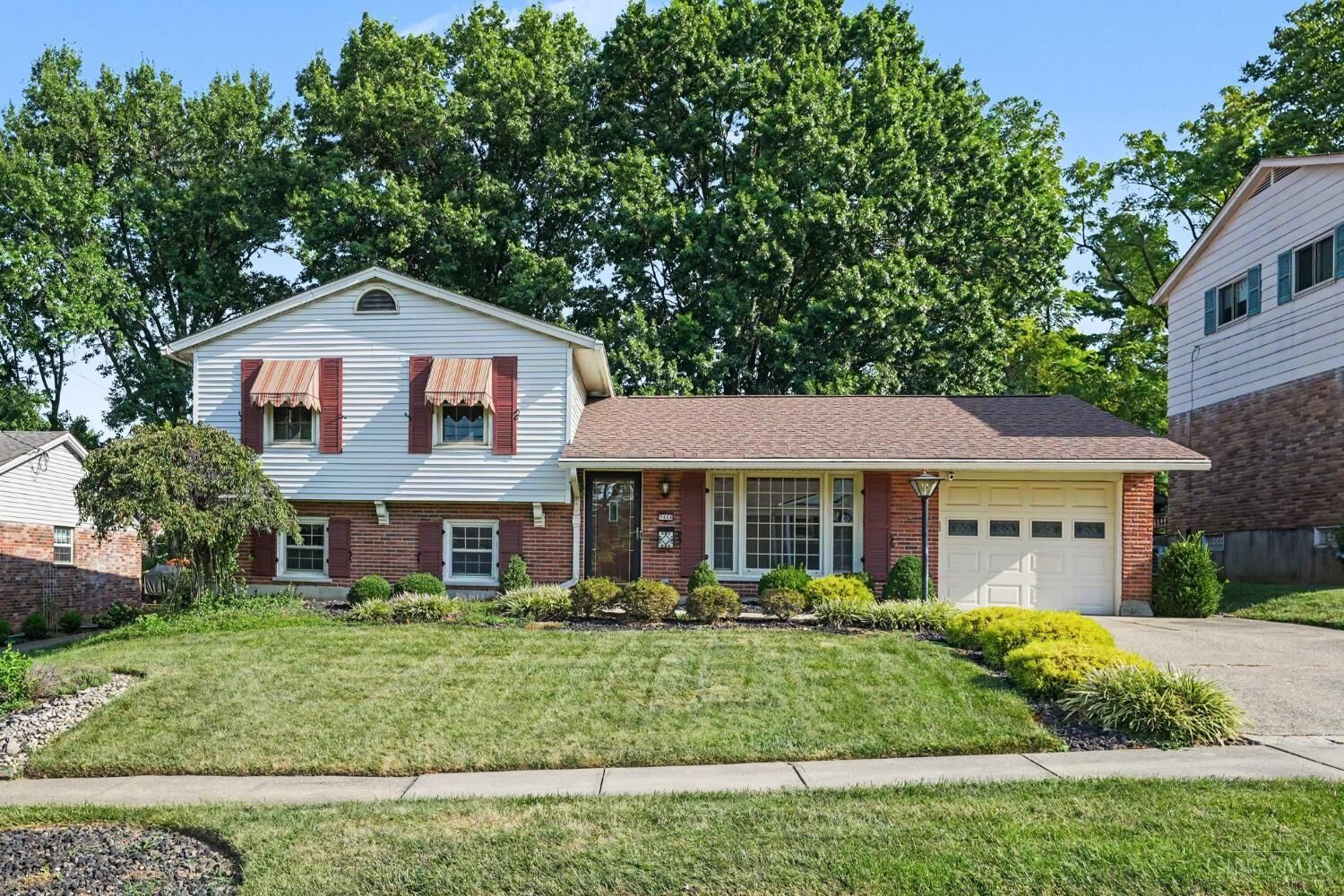 Property Photo: 5494 Cleander Drive OH 45238