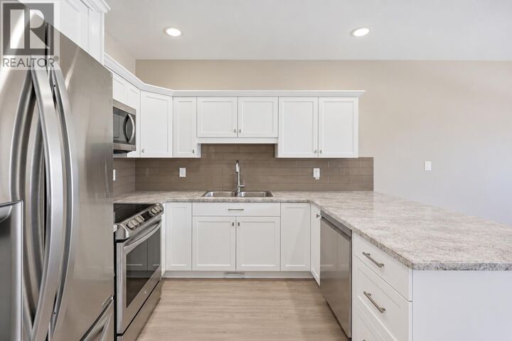 Property Photo:  2352 Bossert Avenue  BC V2B 4V6 